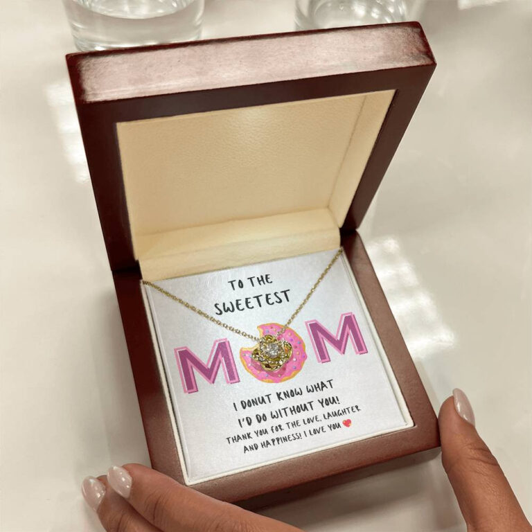 "The Sweetest Mom" Donut Love Knot Necklace